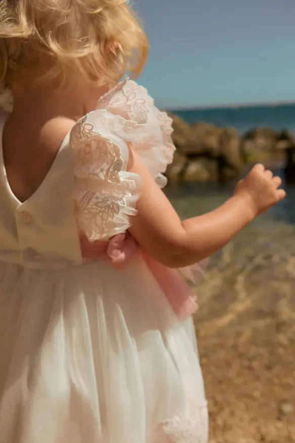 Vestido tule bordado