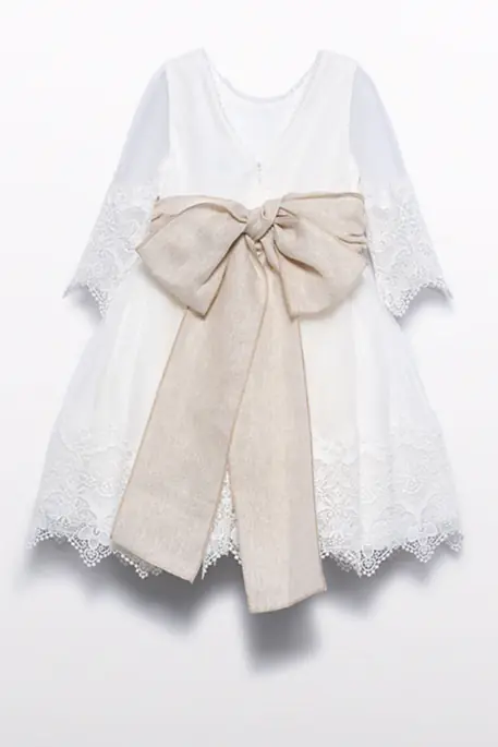 Vestido tule bordado guipura menina