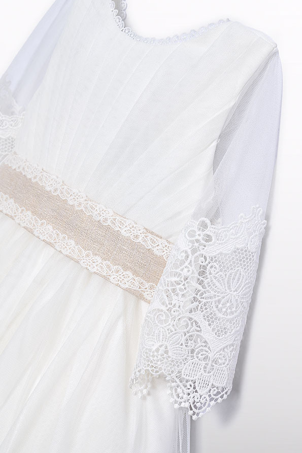 Vestido tule bordado guipura menina