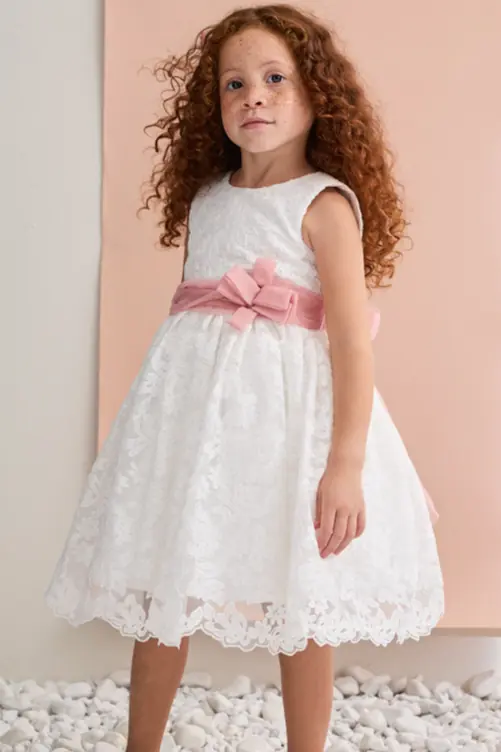 Vestido tule bordado