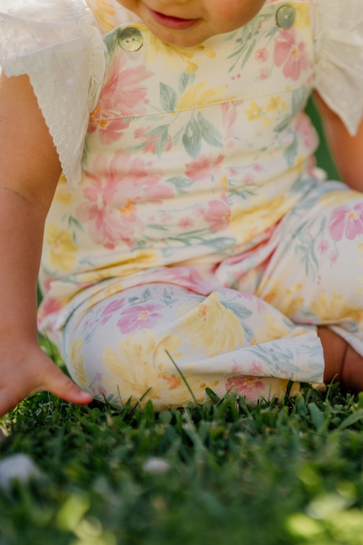 Jardineiras com flores em aguarela | THE MOST WONDERFUL COLORS