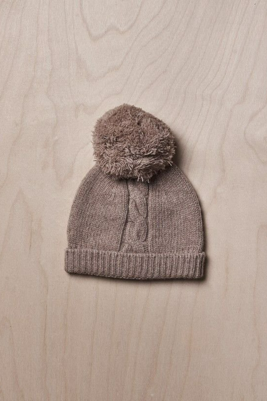 Gorro com pompom - Castanho - Wedoble